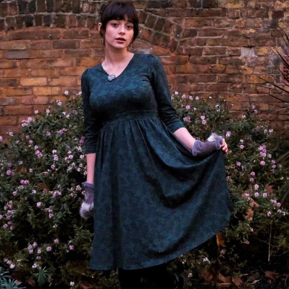 Super Cute Dresses Emerald Ivy Dress in Small